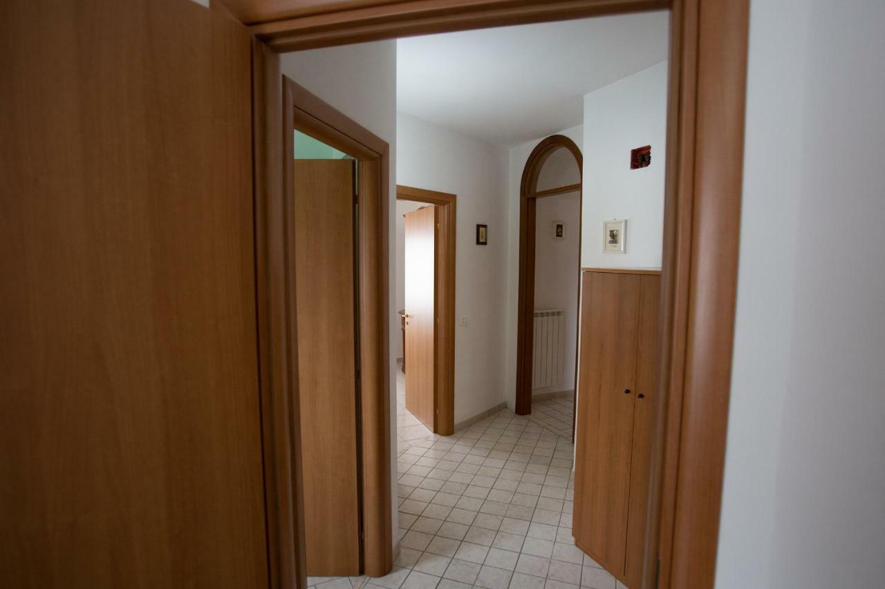 Apartamento La Casa Del Gelso Fiorito Éboli Exterior foto