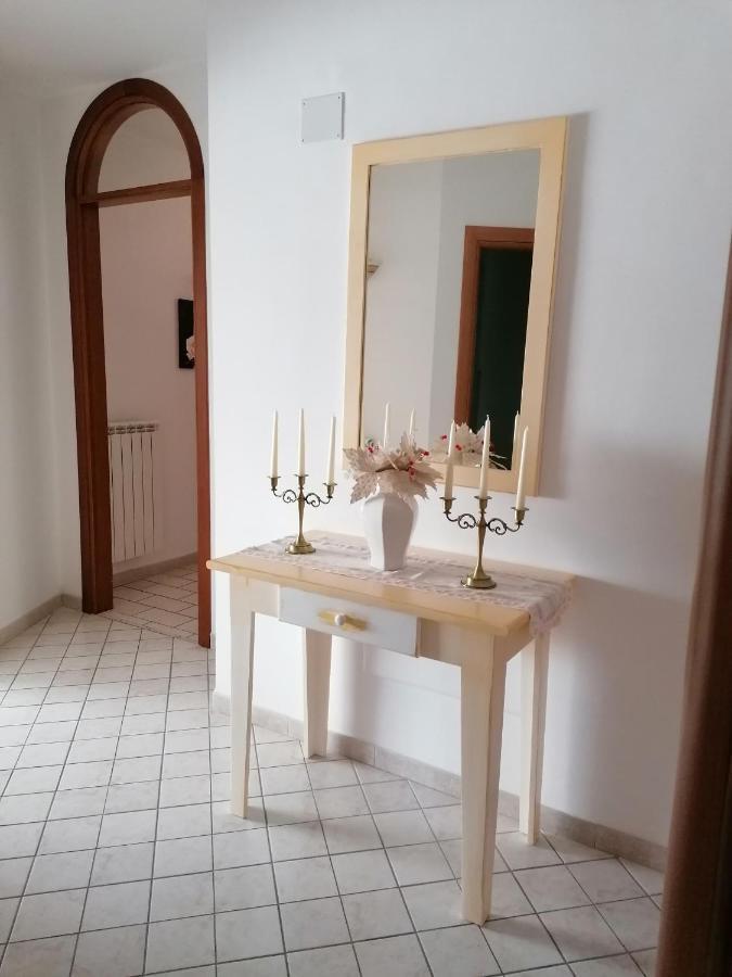 Apartamento La Casa Del Gelso Fiorito Éboli Exterior foto